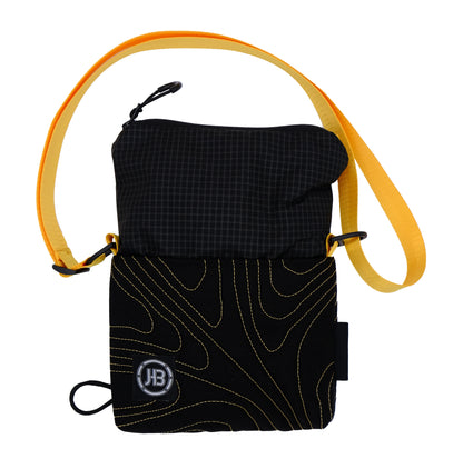 Topo Sling in Black & Gold 002