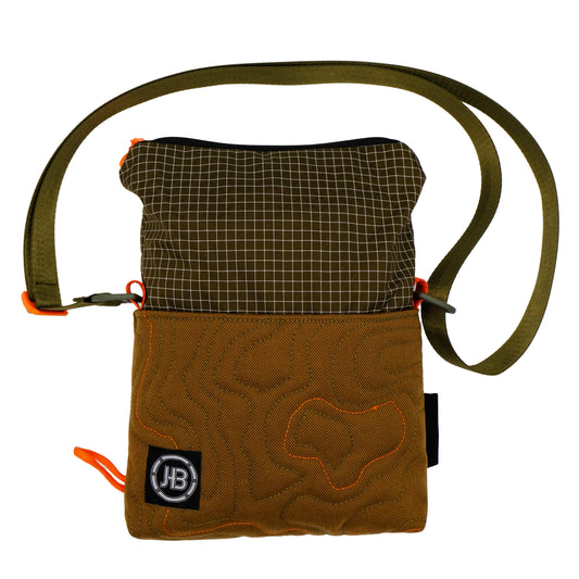 Topo Sling in Camel & Green 006