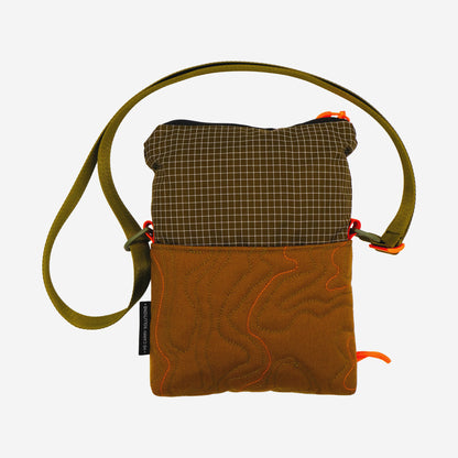 Topo Sling in Camel & Green 006