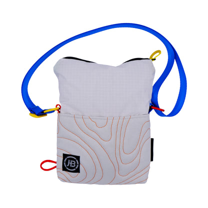 Topo Sling in Primary & White 001